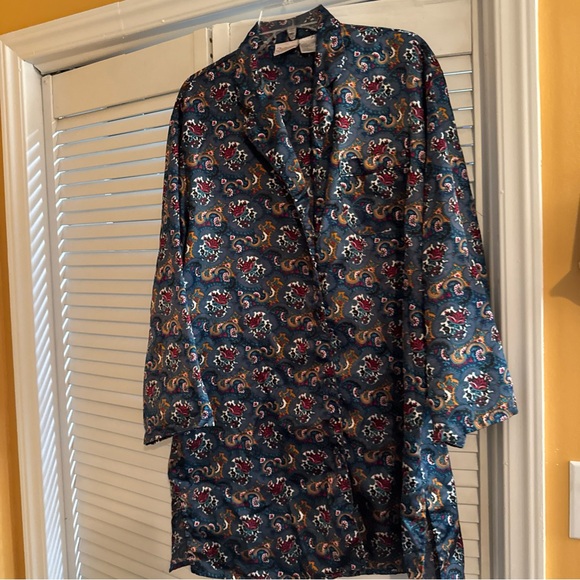 Paisley Patterned Women's Robe - Picture 2 of 9